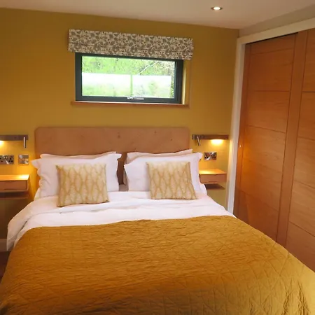 아파트 The At Thornbrook *