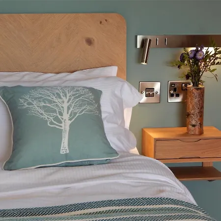 The At Thornbrook Apartment *