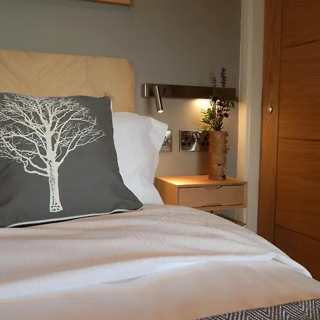 The At Thornbrook Daire *