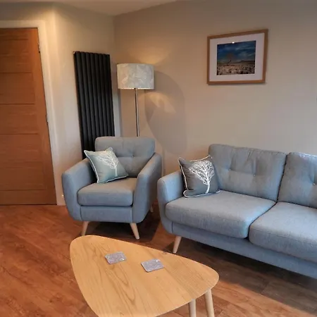 The At Thornbrook Daire